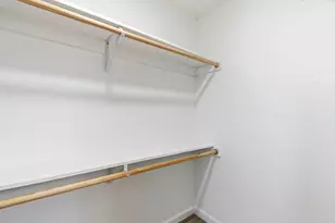 2009 Barton Dr, Arlington, TX 76010 - Photo 17