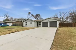 2009 Barton Dr, Arlington, TX 76010 - Photo 25