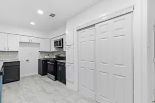 2009 Barton Dr, Arlington, TX 76010 - Photo 7