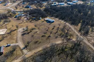 305 Cheyenne Dr, Runaway Bay, TX 76426 - Photo 31