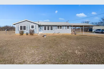 305 Cheyenne Drive, Runaway Bay, TX 76426 - Photo 3