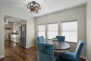 305 Cheyenne Dr, Runaway Bay, TX 76426 - Photo 11