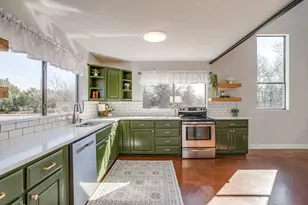 170 Creekwood Dr, Blum, TX 76627 - Photo 19