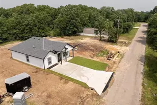 116 Bowie St, Mabank, TX 75156 - Photo 3