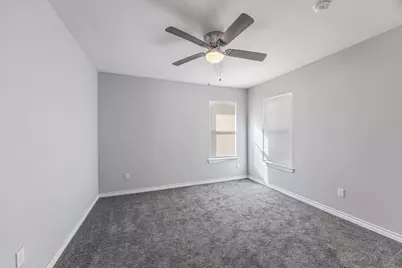 4042 Ladale Drive, Dallas, TX 75212 - Photo 13