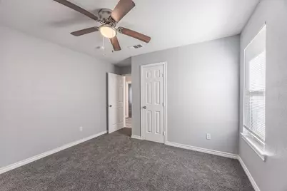 4042 Ladale Drive, Dallas, TX 75212 - Photo 11