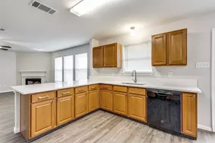 601 Mallard Dr, Saginaw, TX 76131 - Photo 5