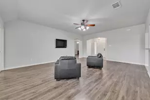 10800 Hunter Dr, Justin, TX 76247 - Photo 9