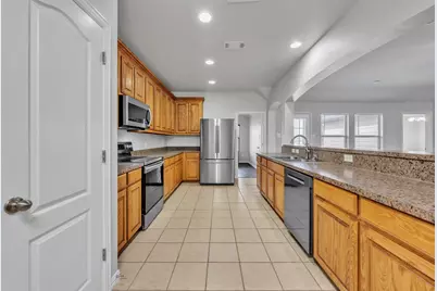 10800 Hunter Drive, Justin, TX 76247 - Photo 11