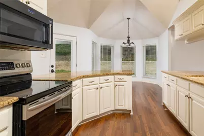 8512 McCormick Court, Fort Worth, TX 76179 - Photo 9