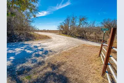 Tbd Hcr 2340, Abbott, TX 76621 - Photo 9