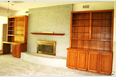 603 Bent Tree Court, Euless, TX 76039 - Photo 5