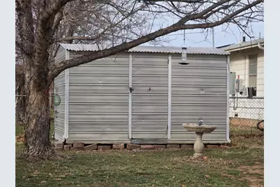 506 Hall Street, Graham, TX 76450 - Photo 7