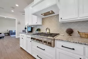 837 Peppervine Dr, Waxahachie, TX 75165 - Photo 17