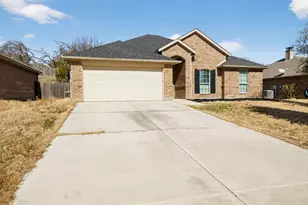 1432 Vine St, Weatherford, TX 76086 - Photo 1