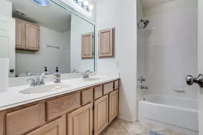 8402 Hartford Drive, Rowlett, TX 75089 - Photo 17