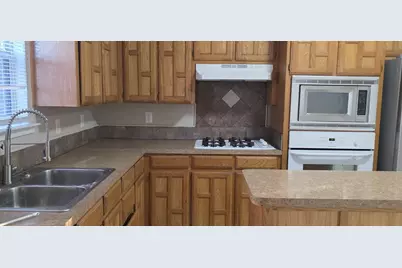 9214 Barton Creek Drive, Rowlett, TX 75089 - Photo 7