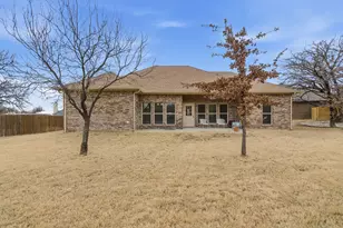 2201 Springhill Ct, Mineral Wells, TX 76067 - Photo 27