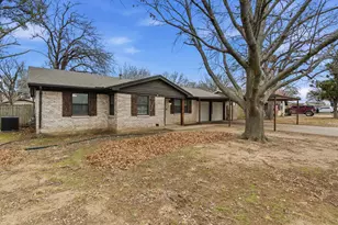1710 Kay Ave, Bridgeport, TX 76426 - Photo 25