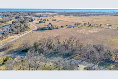 Lot 33 Clubhouse, Corsicana, TX 75109 - Photo 1