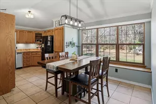 2004 W Spanish Trail Dr, Granbury, TX 76048 - Photo 19