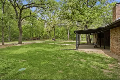 2004 W Spanish Trail Drive, Granbury, TX 76048 - Photo 37