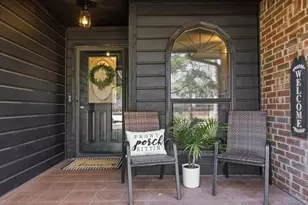 2004 W Spanish Trail Dr, Granbury, TX 76048 - Photo 5