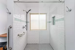 5505 Thunder Bay Dr, Forest Hill, TX 76119 - Photo 21