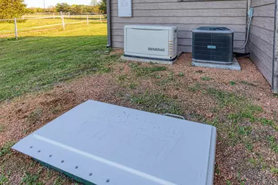 575 County Road 1264, Whitesboro, TX 76273 - Photo 25