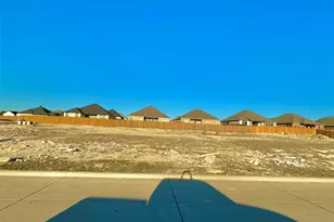 703 Broken Bow Ln, Cleburne, TX 76033 - Photo 1