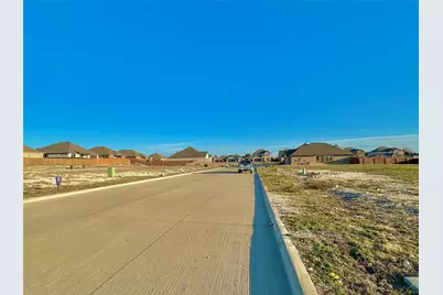 711 Broken Bow Lane, Cleburne, TX 76033 - Photo 3