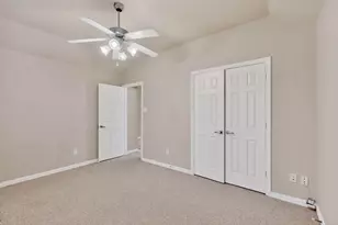 5452 Brazoria Dr, Grand Prairie, TX 75052 - Photo 19