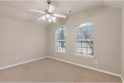 5452 Brazoria Drive, Grand Prairie, TX 75052 - Photo 21