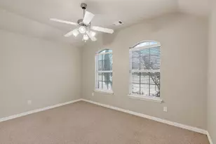 5452 Brazoria Dr, Grand Prairie, TX 75052 - Photo 21