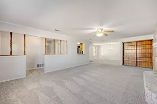 200 Connie Dr, DeSoto, TX 75115 - Photo 9