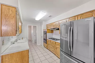 200 Connie Drive, DeSoto, TX 75115 - Photo 11