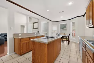 5828 Ivy Glen Dr, Grand Prairie, TX 75052 - Photo 11