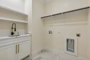 603 SW 15th St, Grand Prairie, TX 75051 - Photo 13