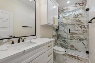 603 SW 15th St, Grand Prairie, TX 75051 - Photo 17