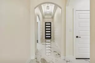 603 SW 15th St, Grand Prairie, TX 75051 - Photo 5