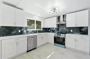 1813 Crockett St, Garland, TX 75042 - Photo 7