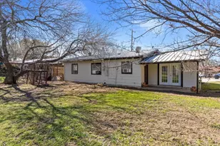 716 N Cummings Dr, Alvarado, TX 76009 - Photo 21