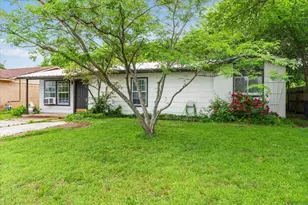 716 N Cummings Dr, Alvarado, TX 76009 - Photo 1