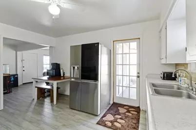 716 N Cummings Drive, Alvarado, TX 76009 - Photo 11