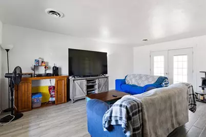 716 N Cummings Drive, Alvarado, TX 76009 - Photo 5