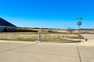 1900 Lake Tahoe Ln, Cleburne, TX 76033 - Photo 1