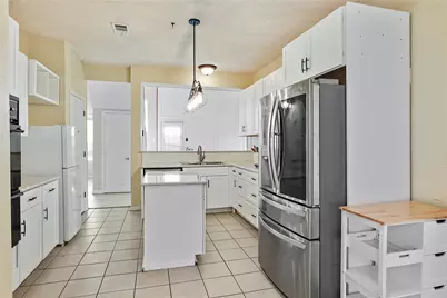 2123 Daniel Way, Carrollton, TX 75006 - Photo 9