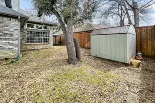 2123 Daniel Way, Carrollton, TX 75006 - Photo 27