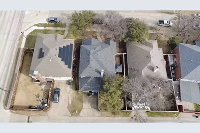 2123 Daniel Way, Carrollton, TX 75006 - Photo 3