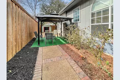 2123 Daniel Way, Carrollton, TX 75006 - Photo 27